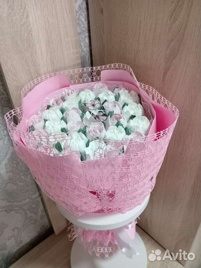 Много зефирных букетов ручной работы