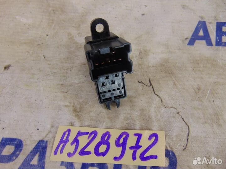 Кнопка стеклоподъемника для Nissan Qashqai 1 2006