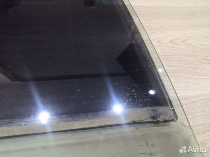 Стекло на заднюю дверь для BMW e34