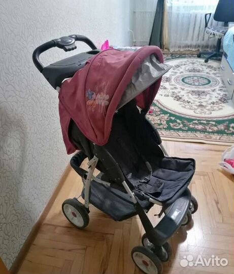 Прогулочная коляска