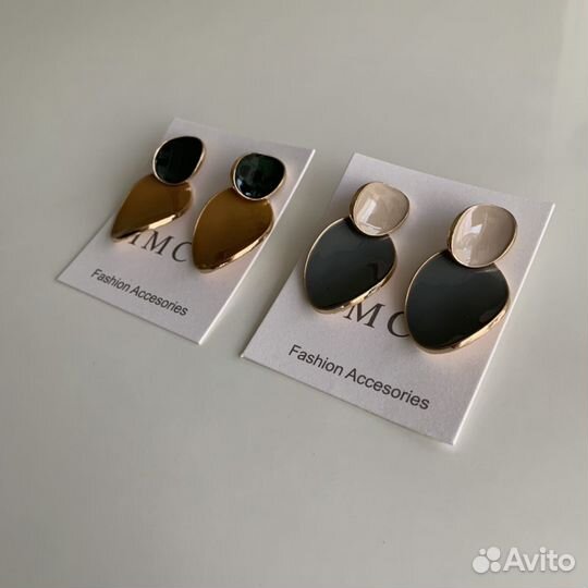 Серьги новые разные