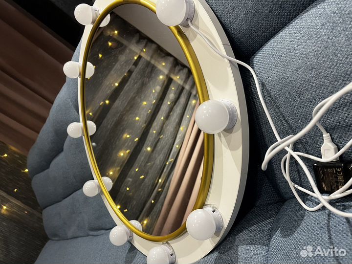 Гримерное зеркало круглое