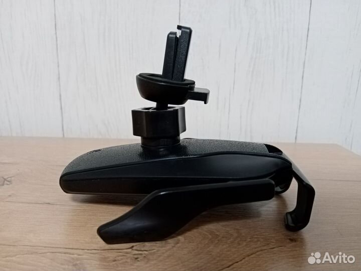 Держатель для телефона с беспроводной зарядкой