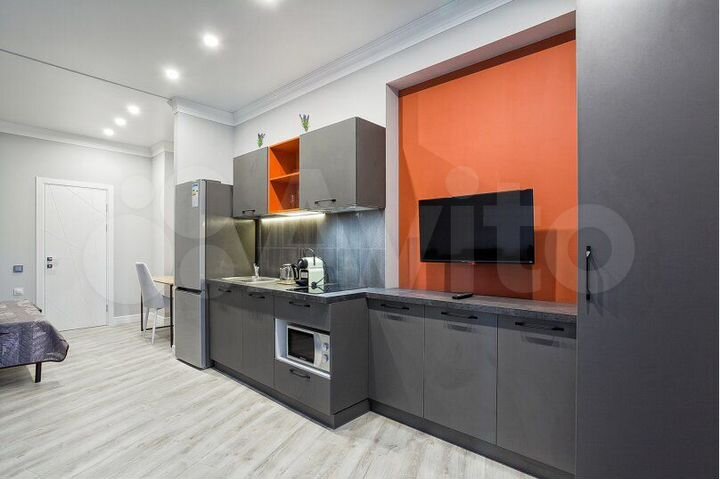 Квартира-студия, 38 м², 1/3 эт.