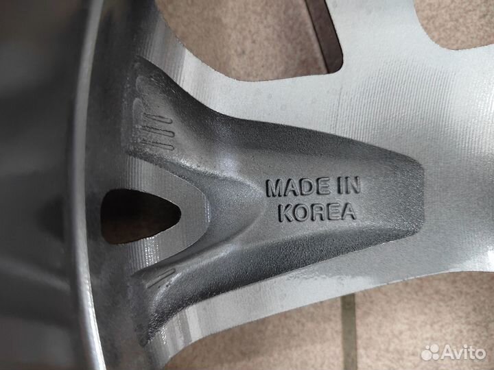 Литой диск оригинал Hyundai R17 52910-L1210