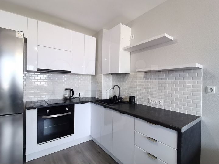 2-к. квартира, 58 м², 17/18 эт.