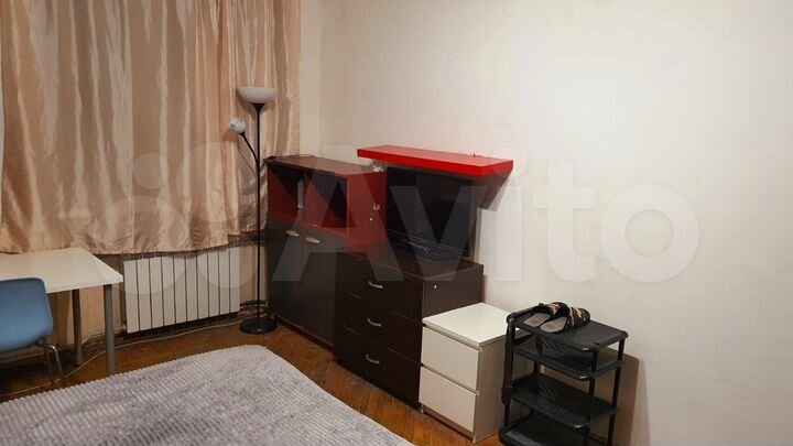 Комната 18,4 м² в 3-к., 2/4 эт.