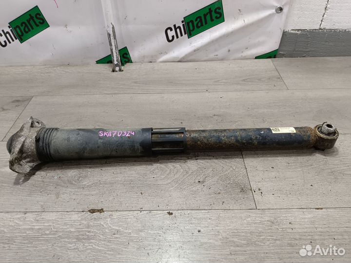 Задняя стойка в сборе для 1.8 Skoda Octavia A7