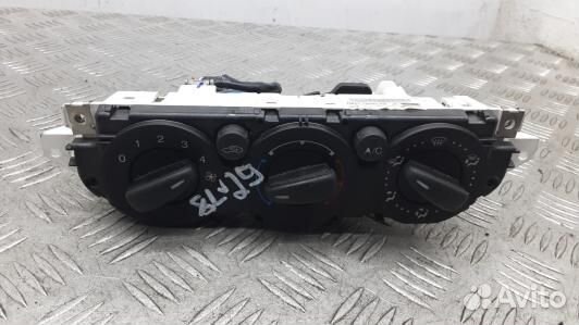 Блок управления печки и климат-контроля ford focus