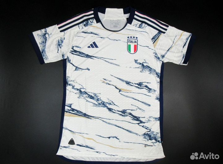 Форма гостевая Сборная Италии