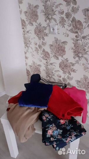 Женские вещи в ассортименте