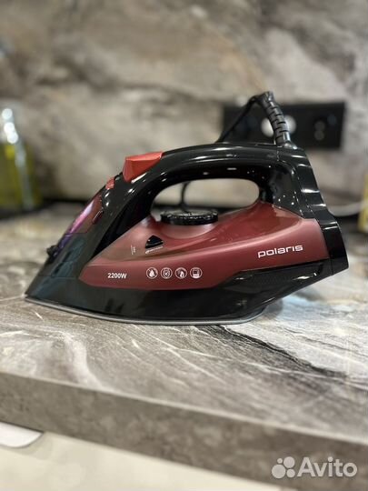 Утюг polaris