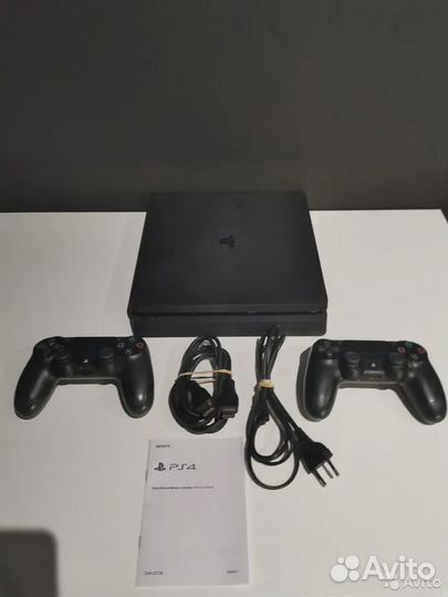 Sony playstation 4 + 2 джойстика