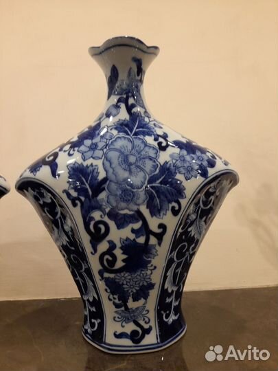 Вазы фарфор Китай 35см