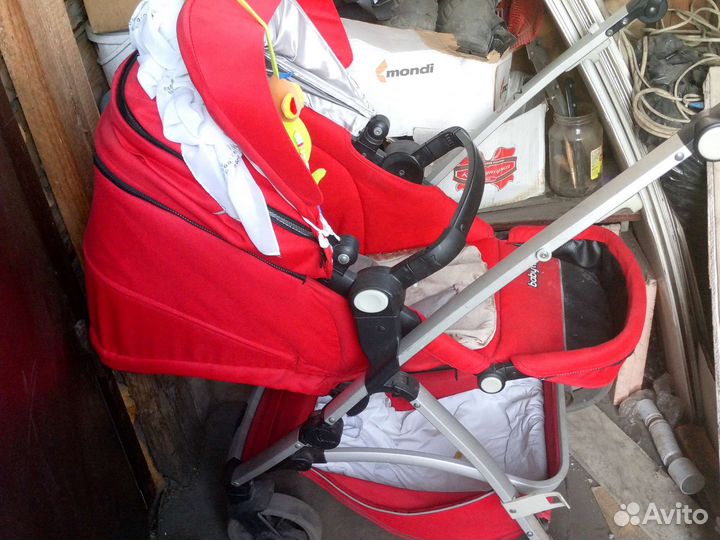 Прогулочная коляска