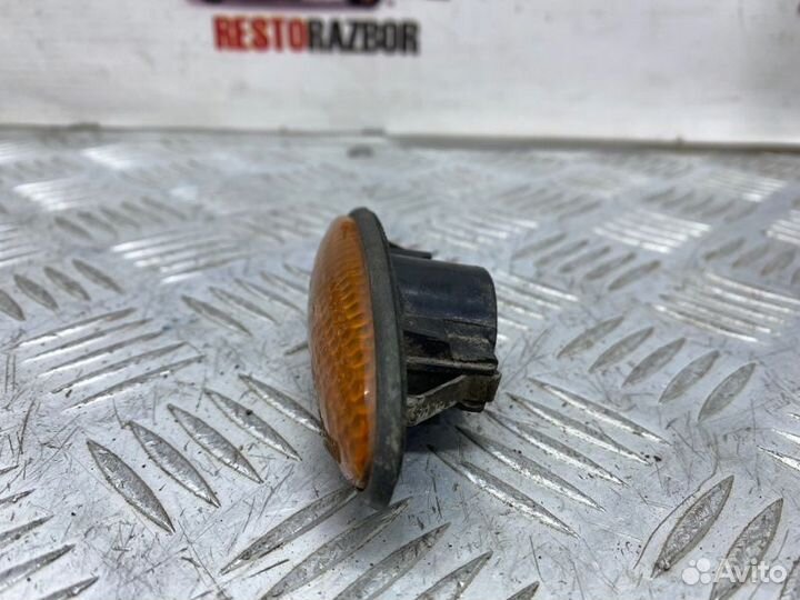 Повторитель поворота в крыло Kia Spectra седан S6D