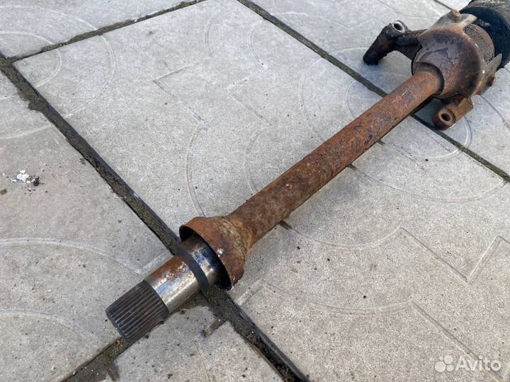 Полуось (привод) передний правый Chevrolet Epica
