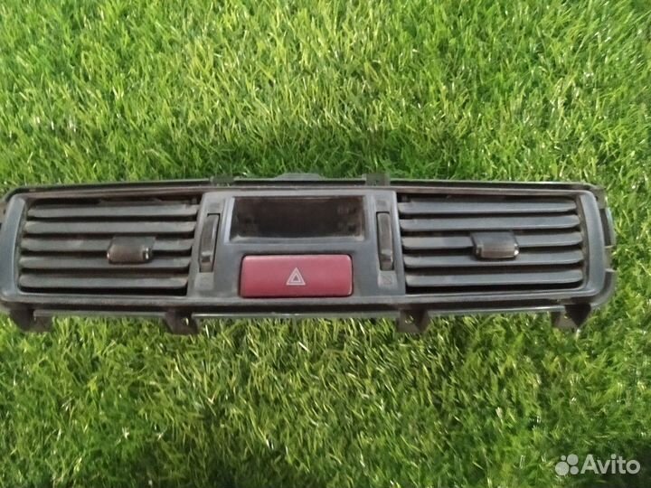 Дефлектор воздушный Mitsubishi Lancer