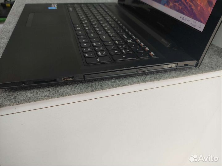 Шустрый ноутбук Lenovo i5-5200U