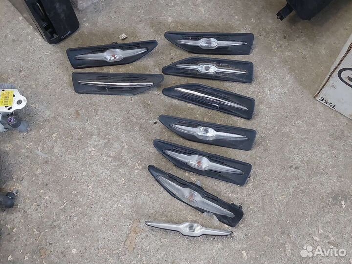 Накладка поворотник крыла киа рир 3