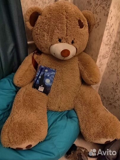 Плюшевый медведь