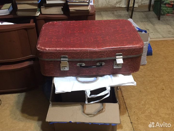 Чемодан 1973- г