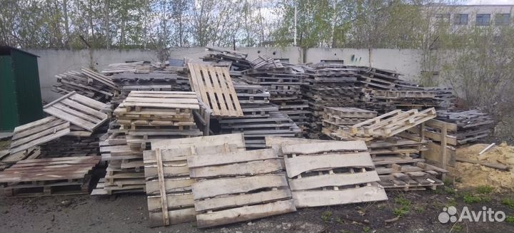 Поддоны деревянные б/у продам