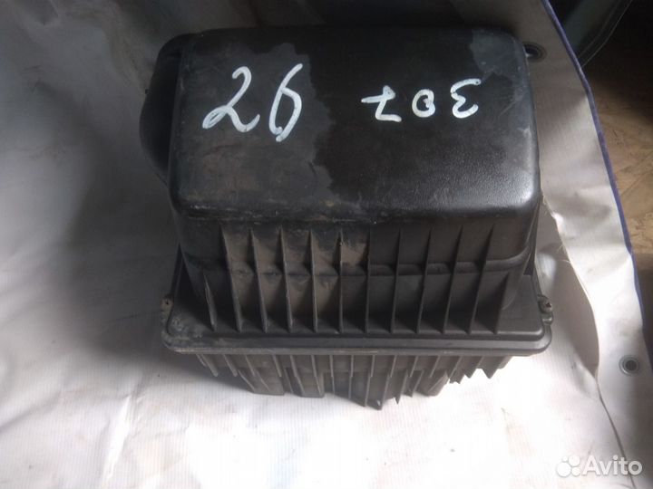 Корпус воздушного фильтра Peugeot 307