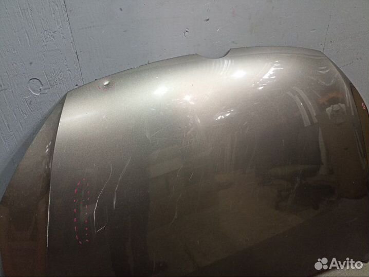 Капот Volkswagen Golf 7