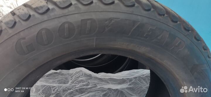 Goodyear Ultragrip Ice Arctic 185/65 R15 88T