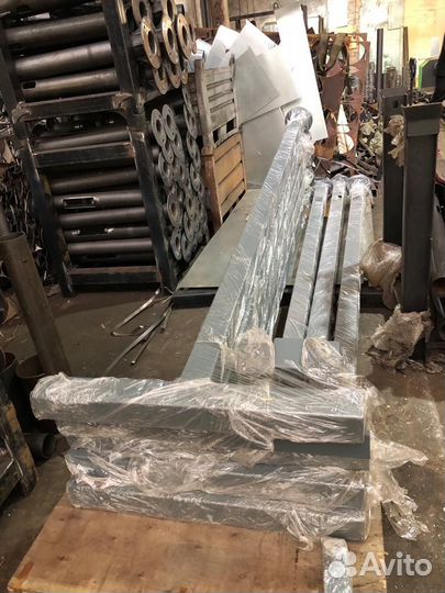 Опоры освещения, фонарные столбы