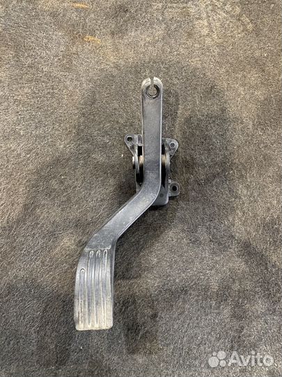 Педаль газа Ford Focus 1