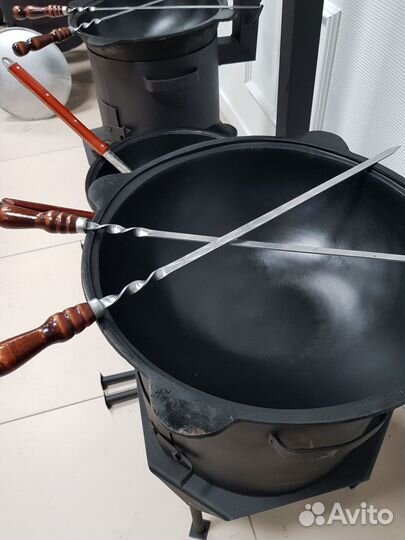 Казан чугунный - 8 литров с печкой и трубой