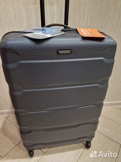 Чемодан на колесах Samsonite Omni PC 28