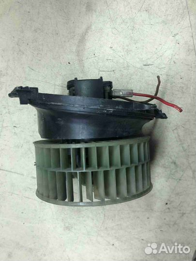 Моторчик печки Mercedes E W124