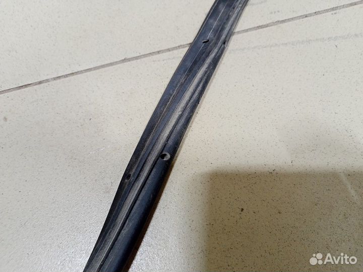 Уплотнитель (внутри) Fusion 2002-2012