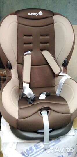 Автомобильное детское кресло