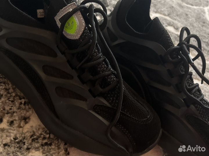 Кроссовки женские adidas