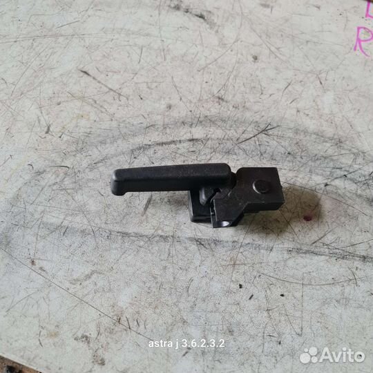 Ручка открытия капота opel astra j