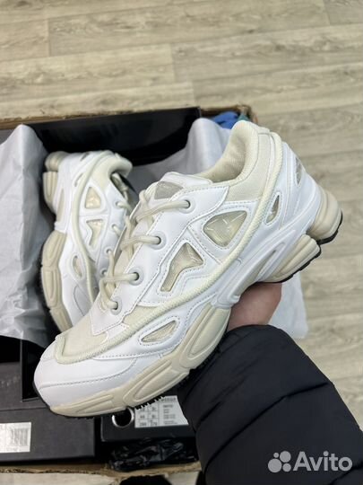 Кроссовки Adidas Ozweego Raf Simons