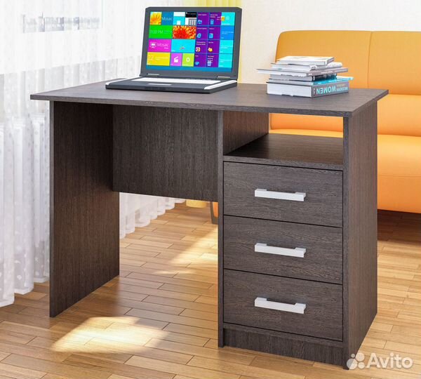Письменный стол