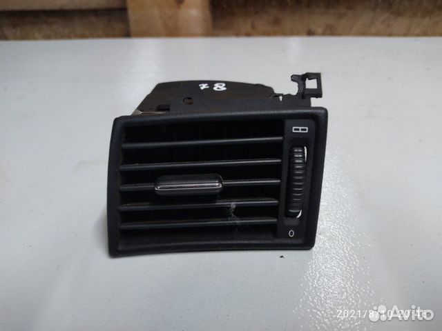 Дефлектор воздушный левый Mercedes-Benz C-Class