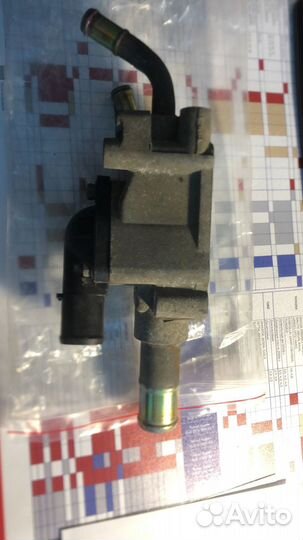 Корпус термостата Nissan