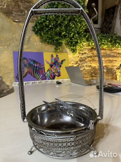 Корзина для угля с щипцами