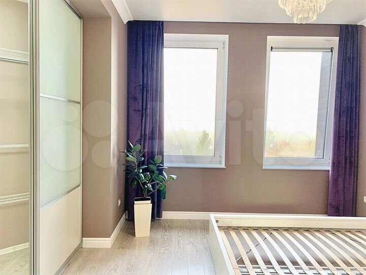 4-к. квартира, 138 м², 5/5 эт.