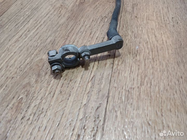 Клемма аккамулятора Ford Fusion