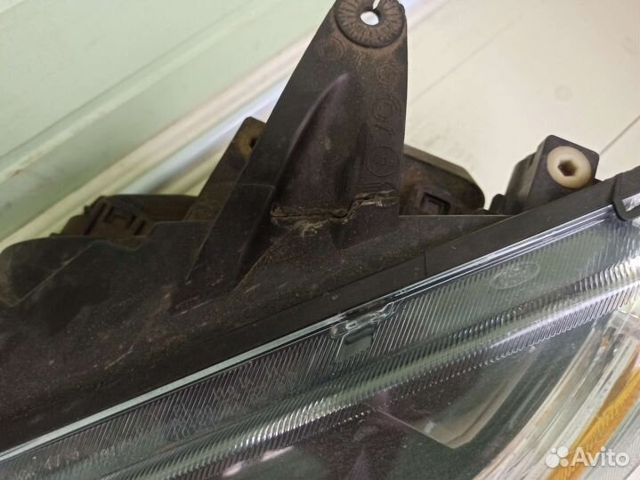 Фара передняя ford focus 2 до рест