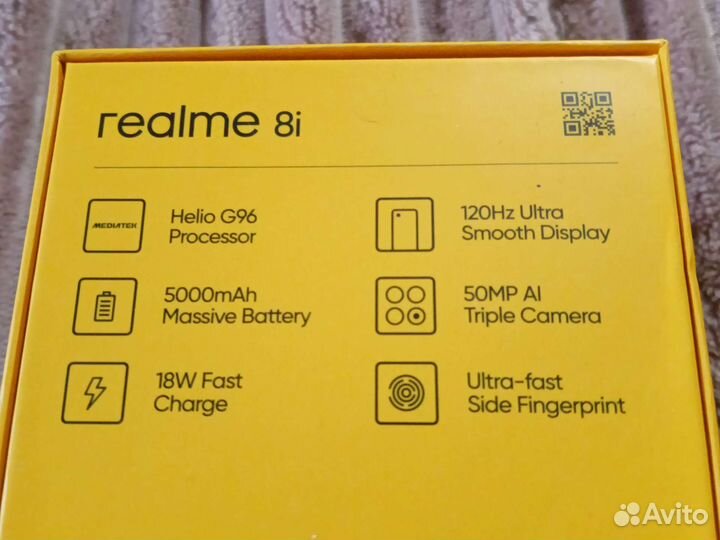 Телефон realme 8i