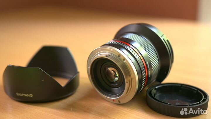 Объектив Samyang 12mm f/2.0 NCS CS Sony E