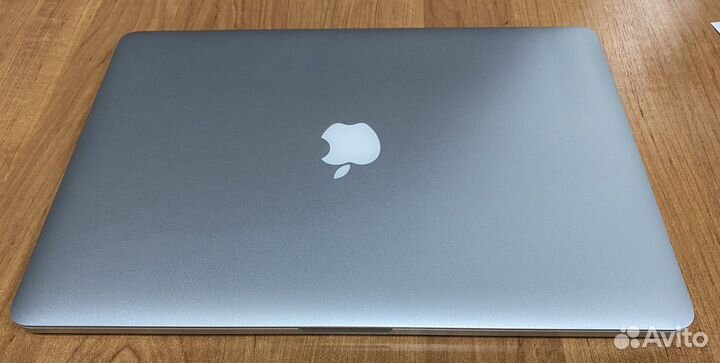 Apple MacBook pro 15” Core i7 2,8GHz Mid 2015(IG)